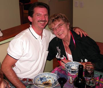 10-23-05-momparty-09