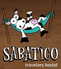 www.sabaticohostel.com.ar