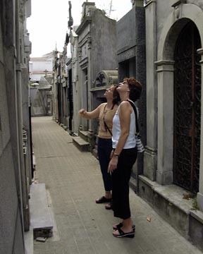 LisaMarniVisit-mar-2005-10