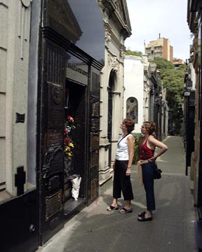 LisaMarniVisit-mar-2005-12