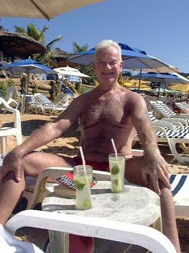 Buzios-Jun-2005-15-Tartaruga