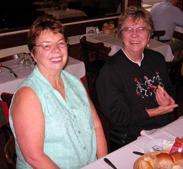 10-23-05-momparty-01