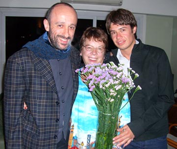 10-23-05-momparty-17