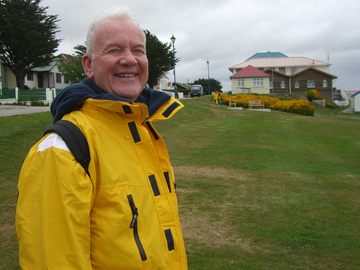 2008-Dec-Malvinas-PortStanley-Pete-13