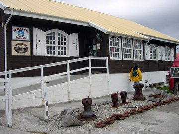 2008-Dec-Malvinas-PortStanley-Pete-22