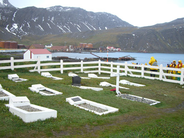 2008-Dec-SouthGeorgia-GrytvikenWhalingStation-Pete-09