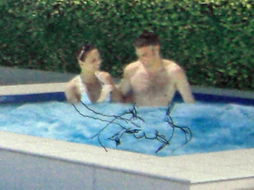 newyork-2009-pej-353-handjob