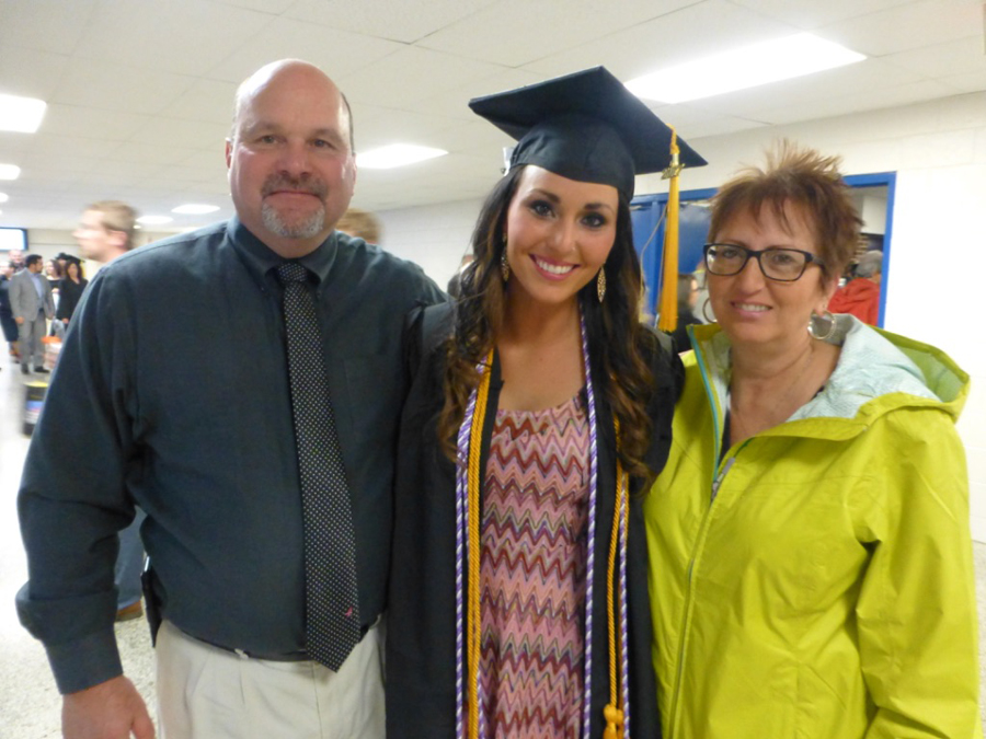 PaigeGraduation-Apr-2017-10