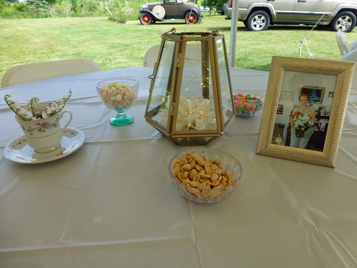 Moms-90thBday-June-2018-032