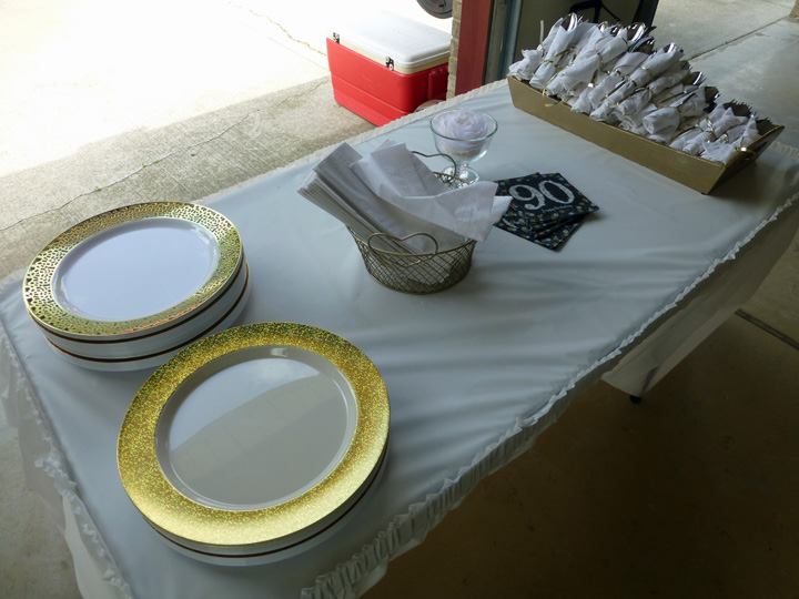 Moms-90thBday-June-2018-040