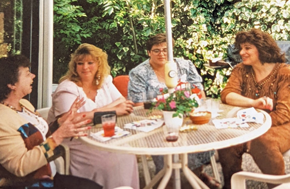 1995-Pete-CollegeGraduation-008