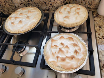 2022-07-31-RonsLemonPies-010-marker