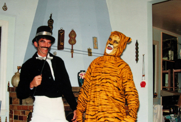 Pete-Ron-Halloween-80s